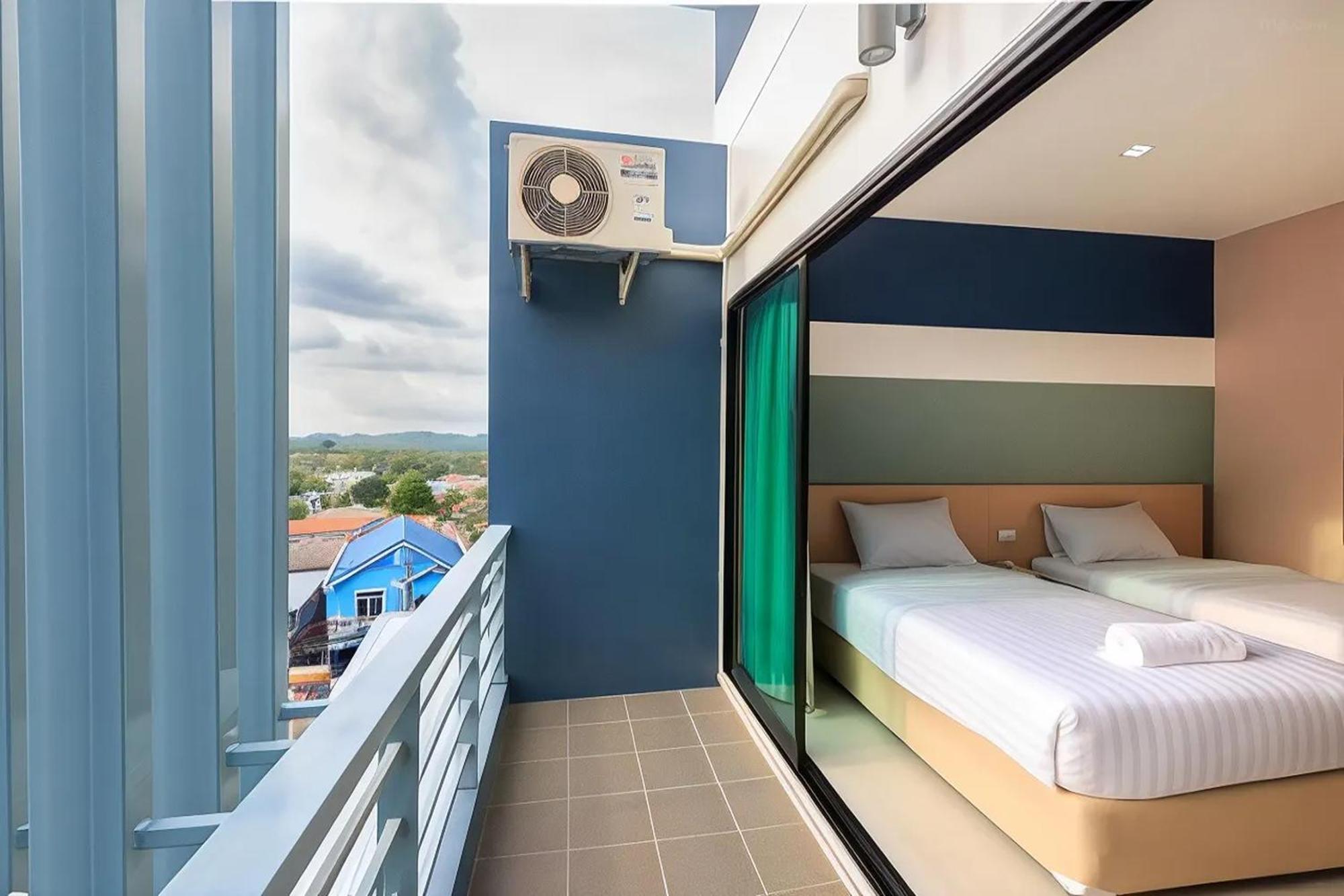 Jj Residence Phuket Town Luaran gambar