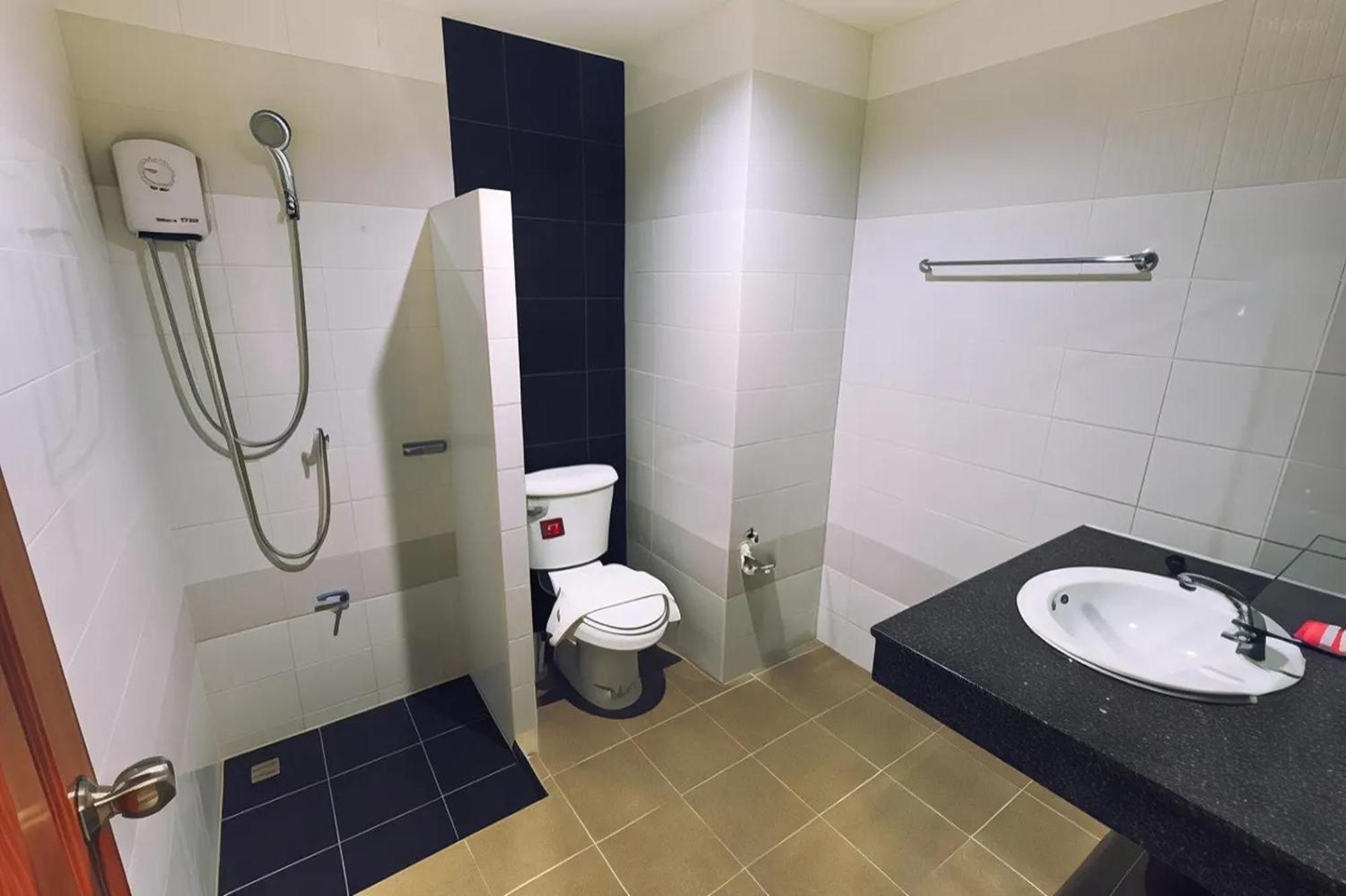 Jj Residence Phuket Town Luaran gambar