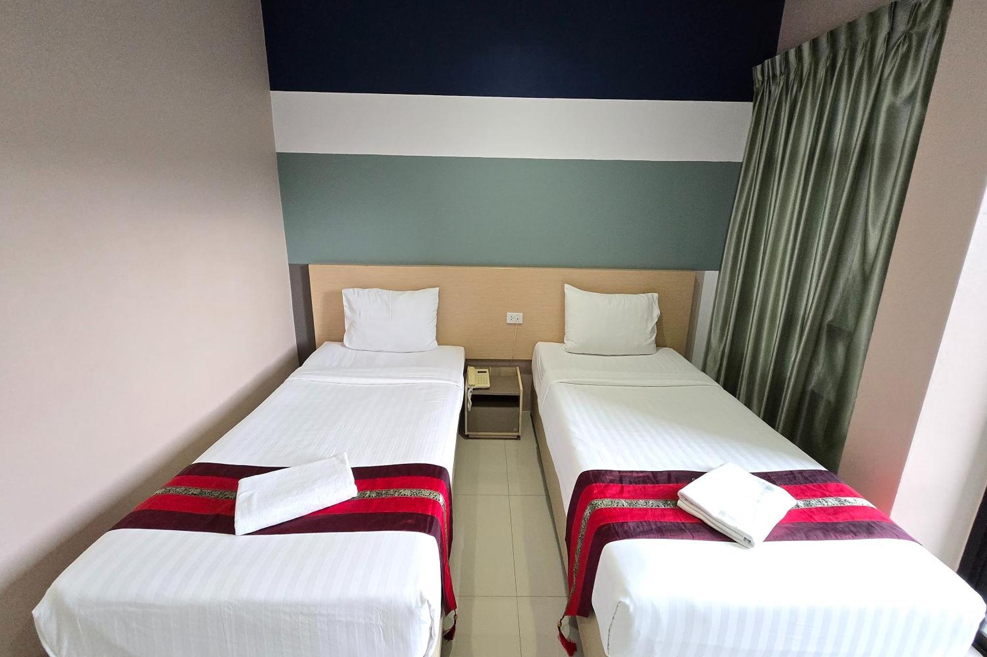 Jj Residence Phuket Town Luaran gambar