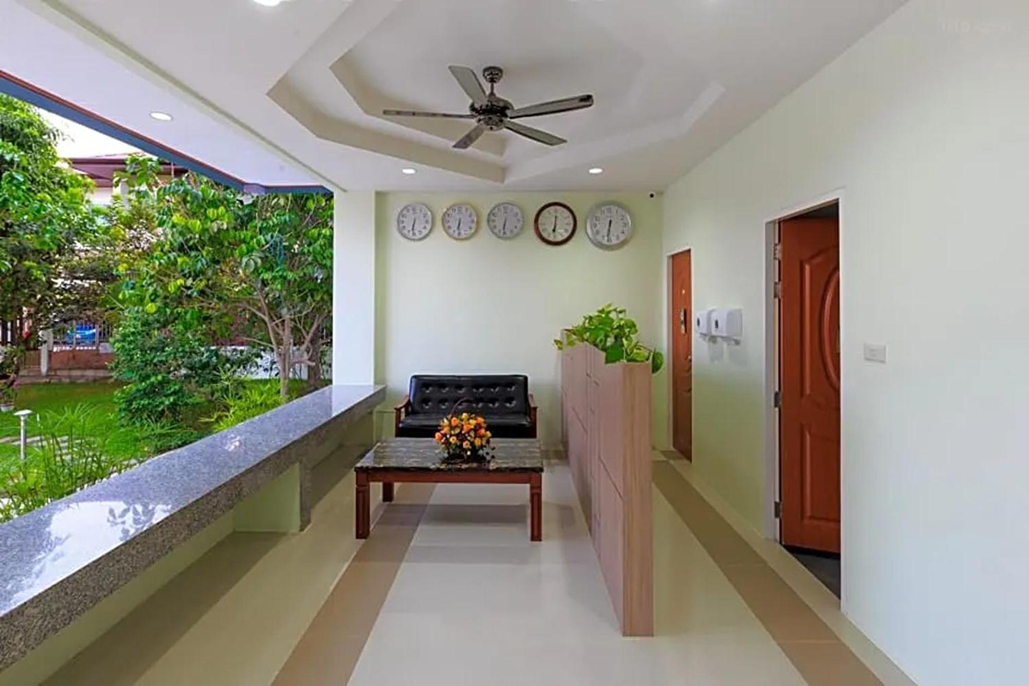 Jj Residence Phuket Town Luaran gambar